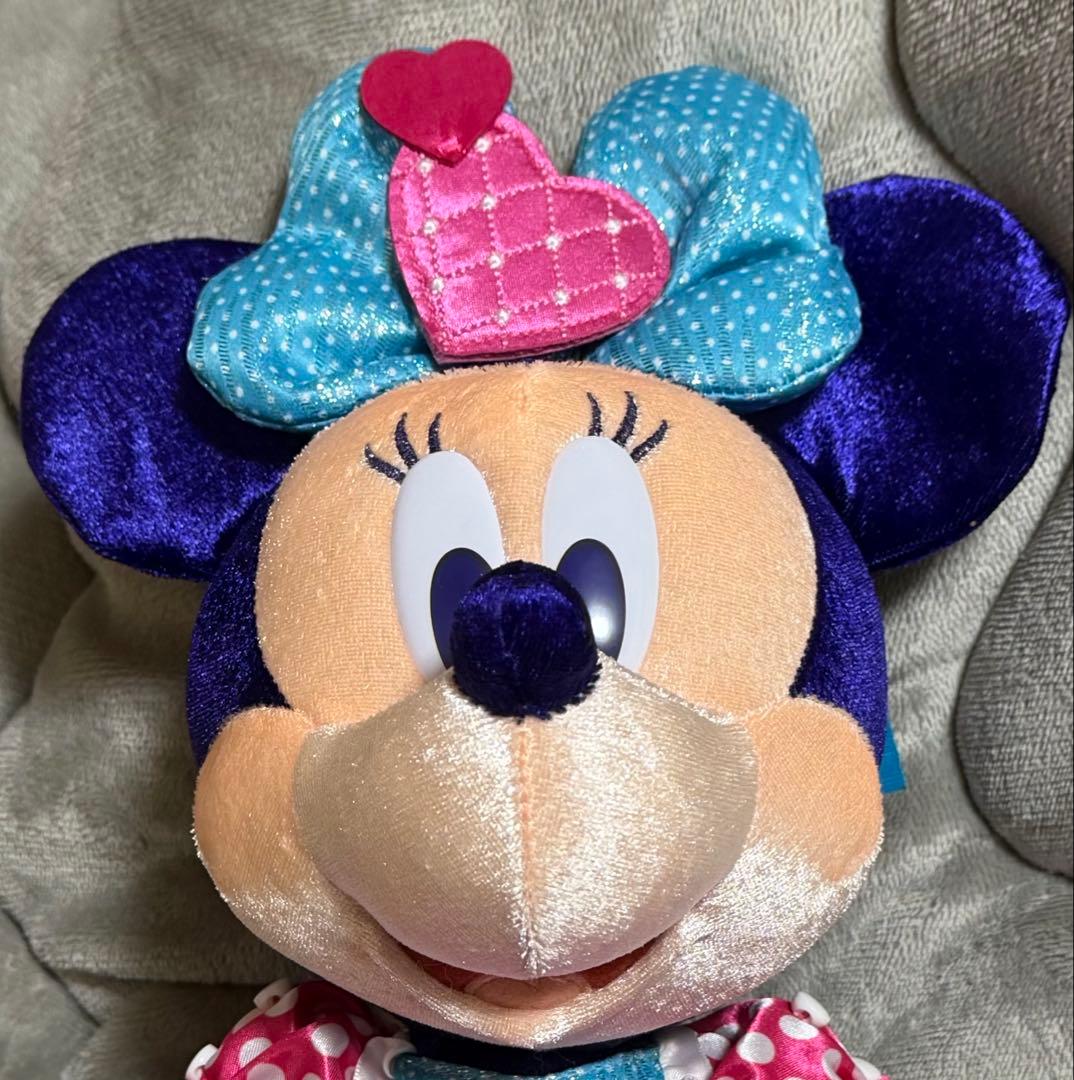 ミニー　ファンダーランド　ぬいぐるみ