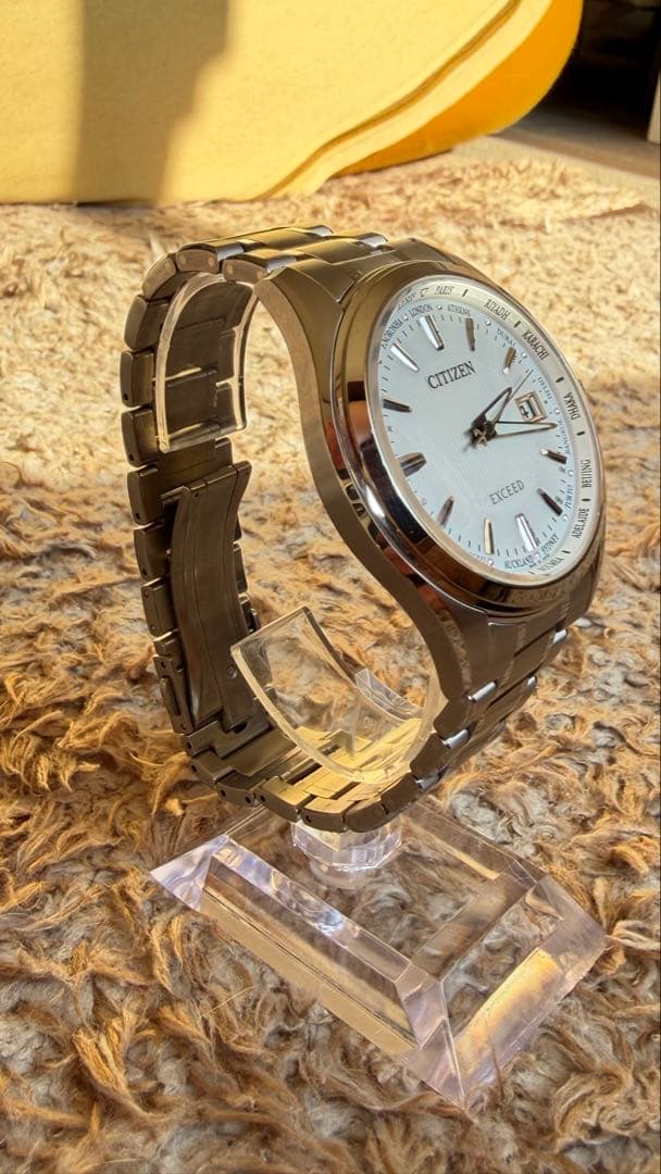 シチズン エクシード CB1080-52A 電波ソーラー チタン