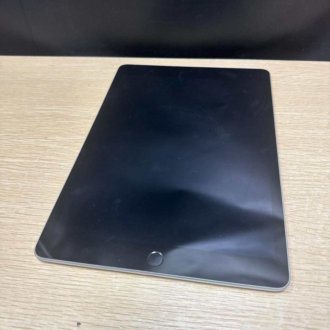 ★Apple　iPad　第9世代　A2602　NK2L3J/A　64GB