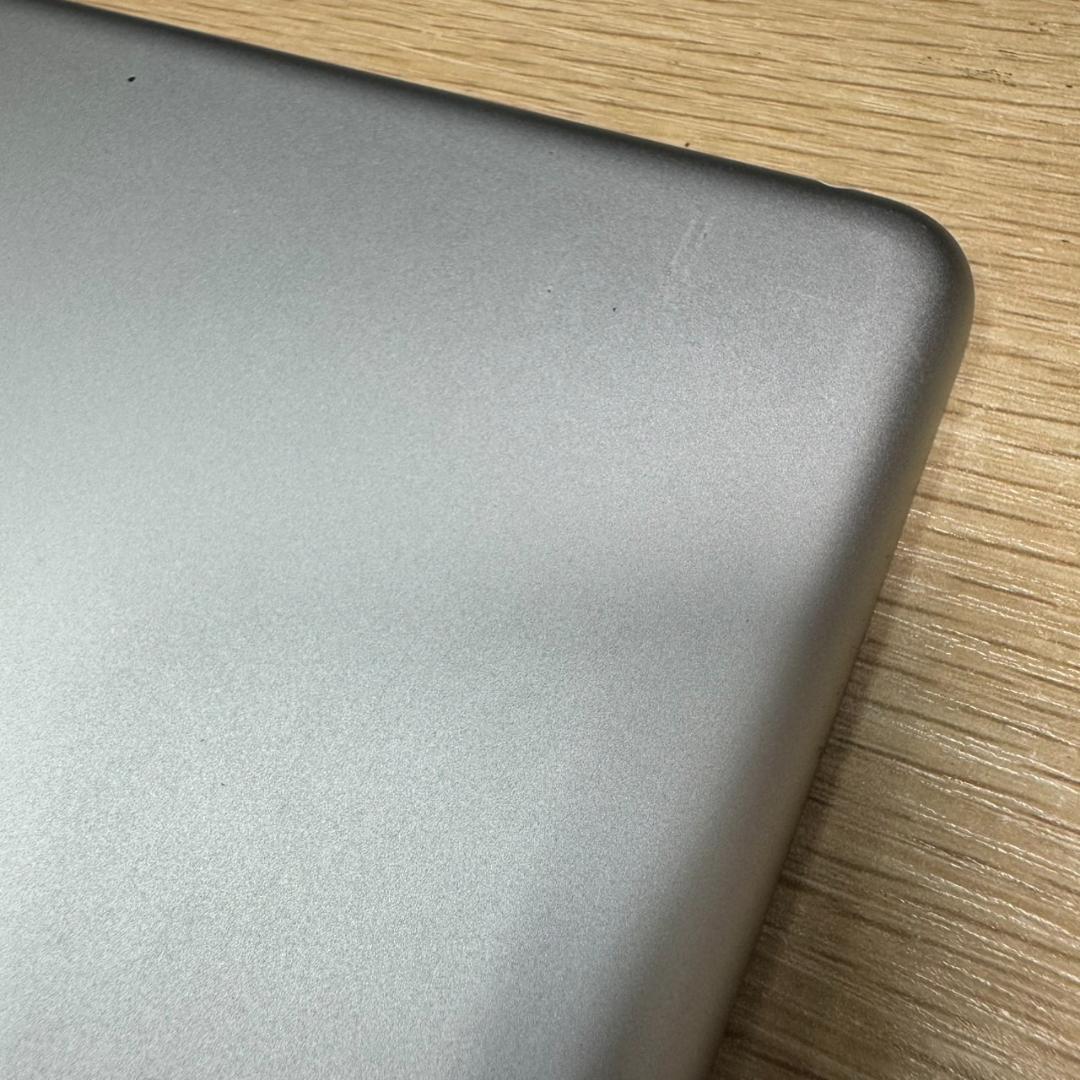 ★Apple　iPad　第9世代　A2602　NK2L3J/A　64GB