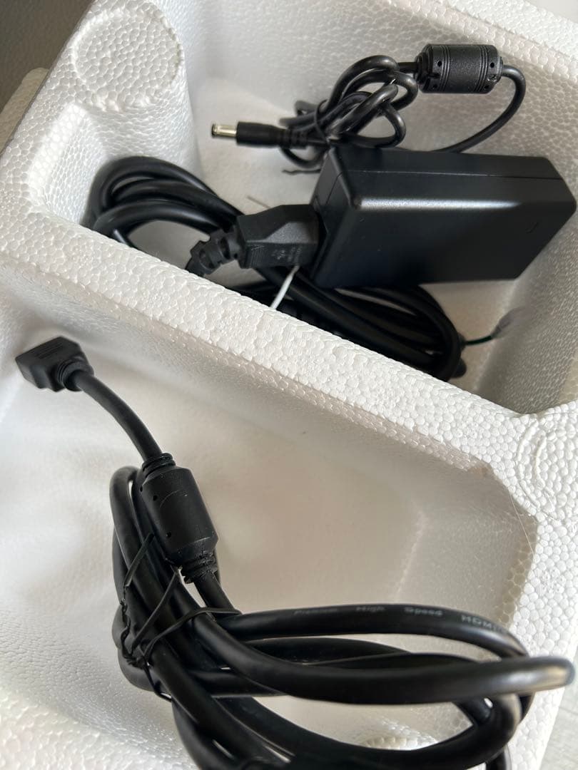 4K27型H DR液晶ディスプレイ