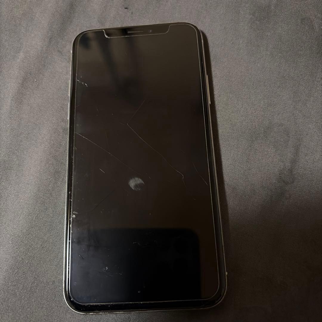 Apple iPhone X ホワイト 5.8インチ