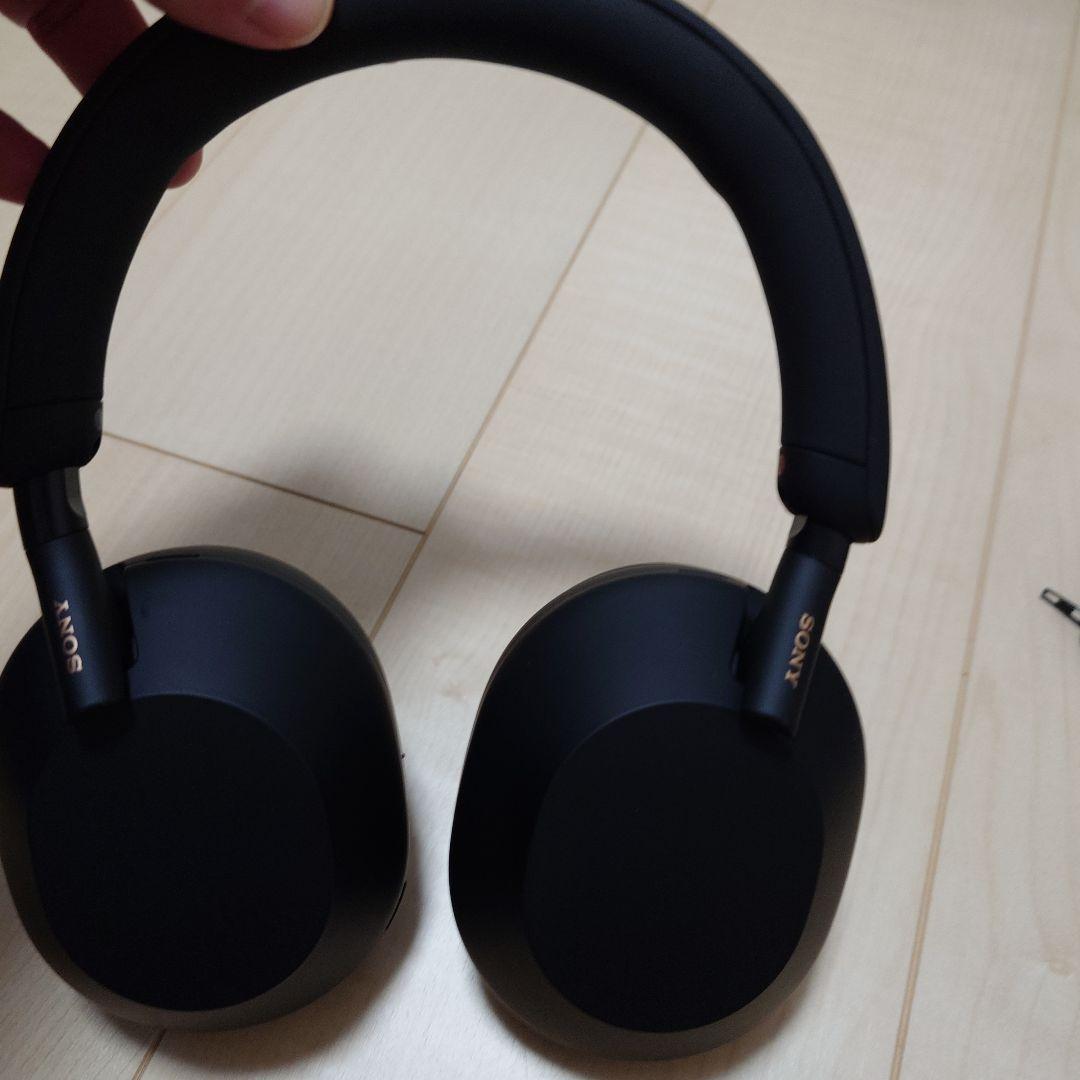 【極美品】SONY WH-1000XM5 ブラック　【おまけ付き】