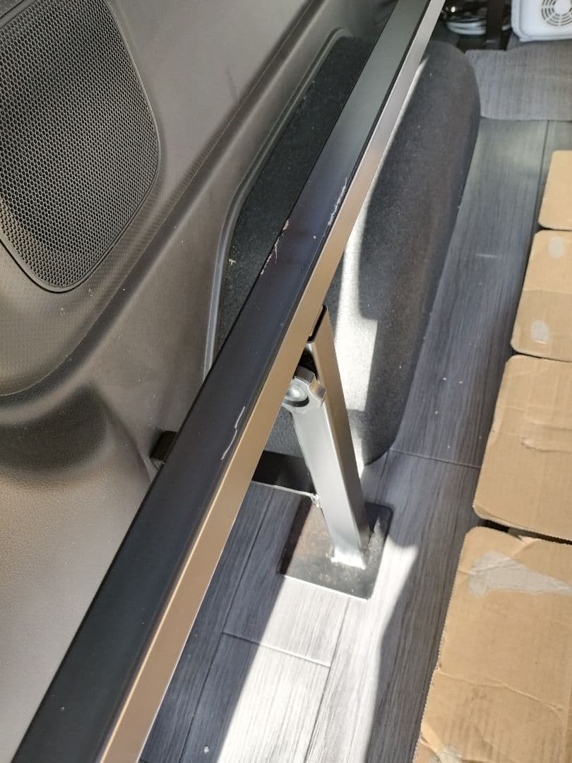 WINGS NV350 キャラバン ベッドキット　電スラドア・リヤヒーター搭載車