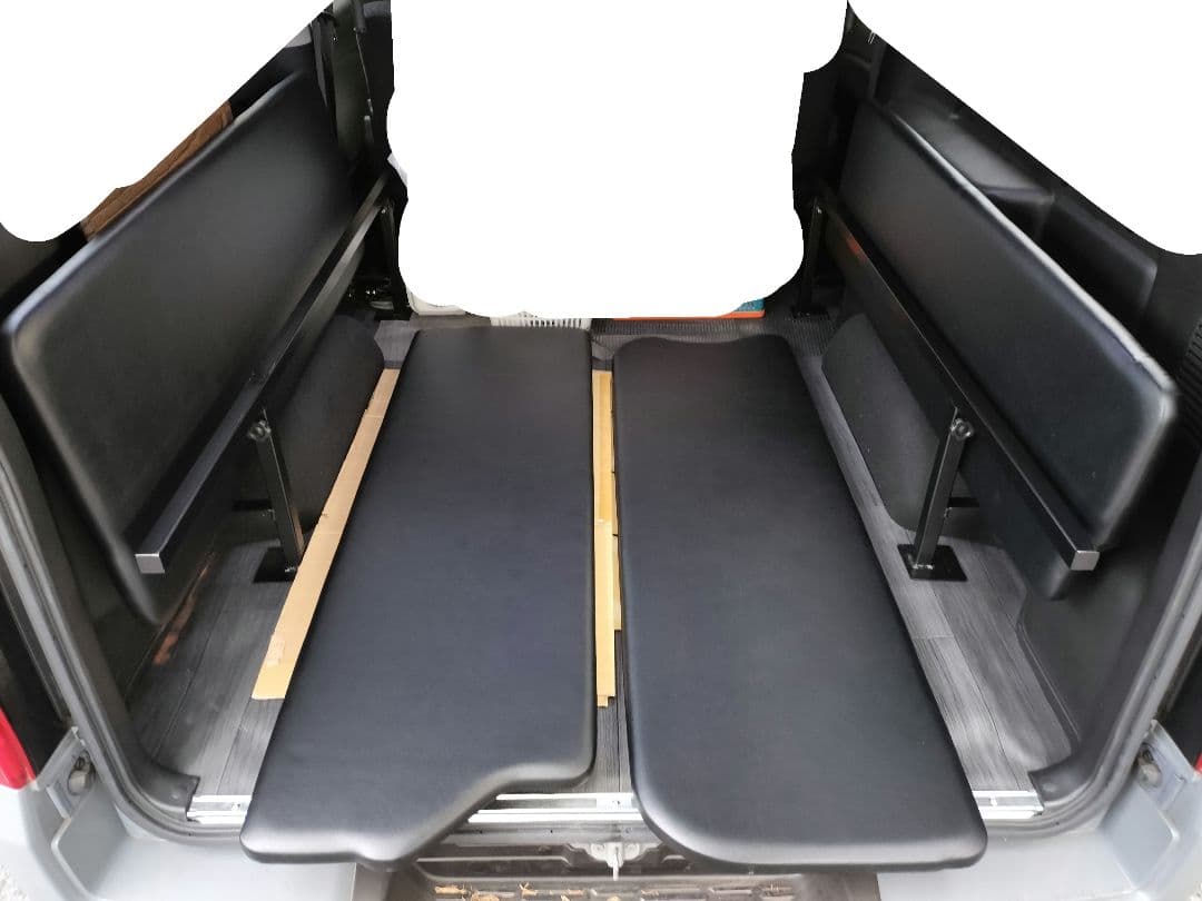 WINGS NV350 キャラバン ベッドキット　電スラドア・リヤヒーター搭載車