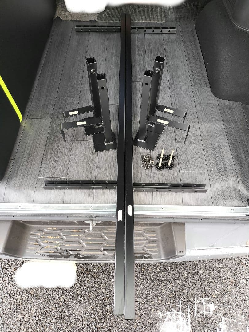 WINGS NV350 キャラバン ベッドキット　電スラドア・リヤヒーター搭載車