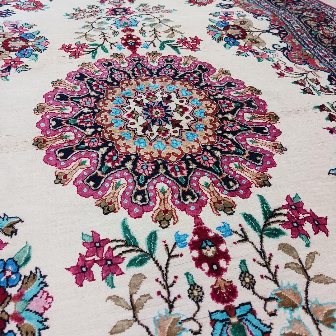 専用Y3007 高級ペルシャ絨毯 クム産 シルク 手織81万ノット147×98㎝