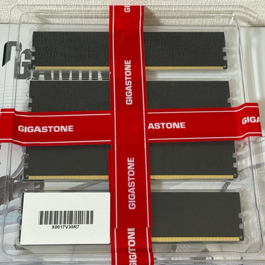 【メモリ DDR4】GIGASTONE 8GBx4枚 (32GB)