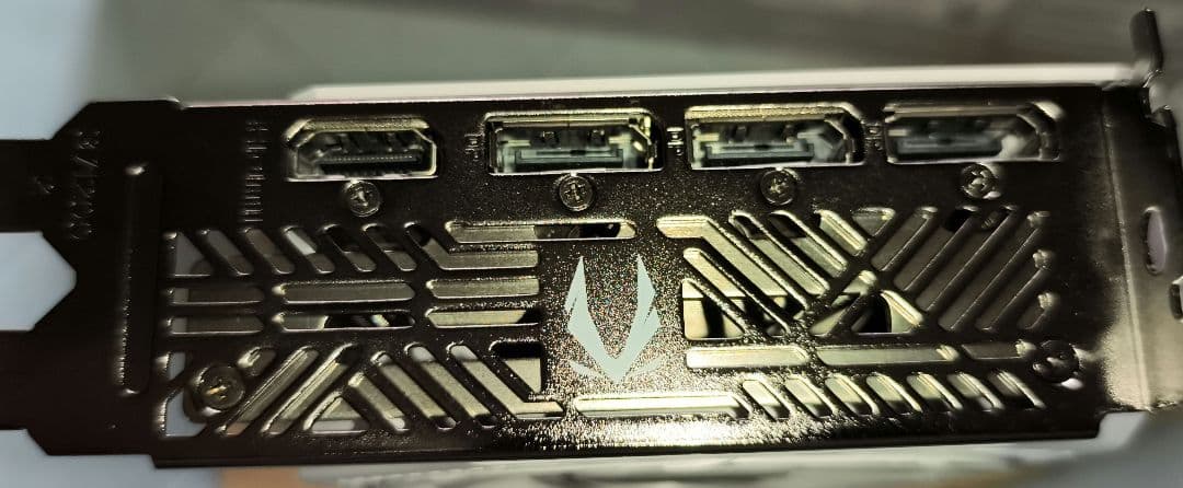 K*I様 ZOTAC GAMING GEFORCE RTX 5070 12GB