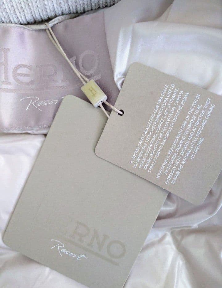 g*n様 再値下げ♪ 新品タグ付 ヘルノ ベロア調ダウンジャケット 38 ベージ