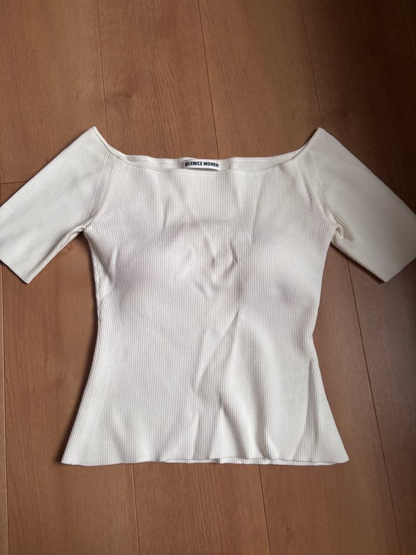 nicenicemoment/ナイスナイスモーメント　オフショル、白