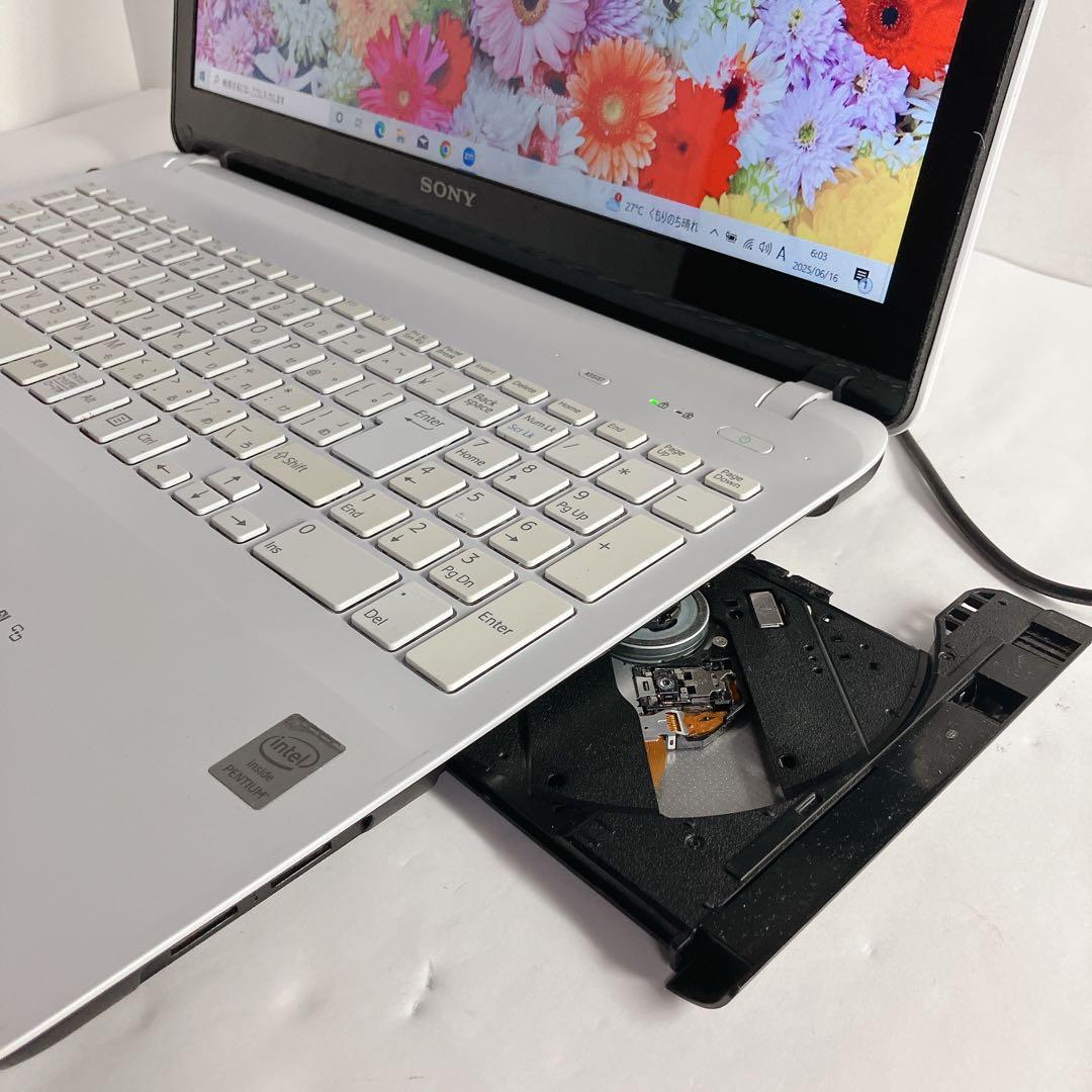 SONY VAIO /大容量1TB カメラdvd搭載　ノートPC 人気ホワイト