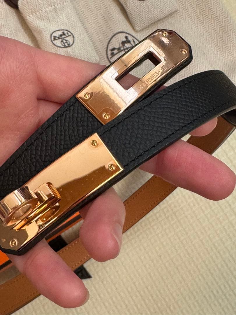 ★2024年W刻印新品★ケリーベルト ローズゴールド金具 ノアール×ゴールド