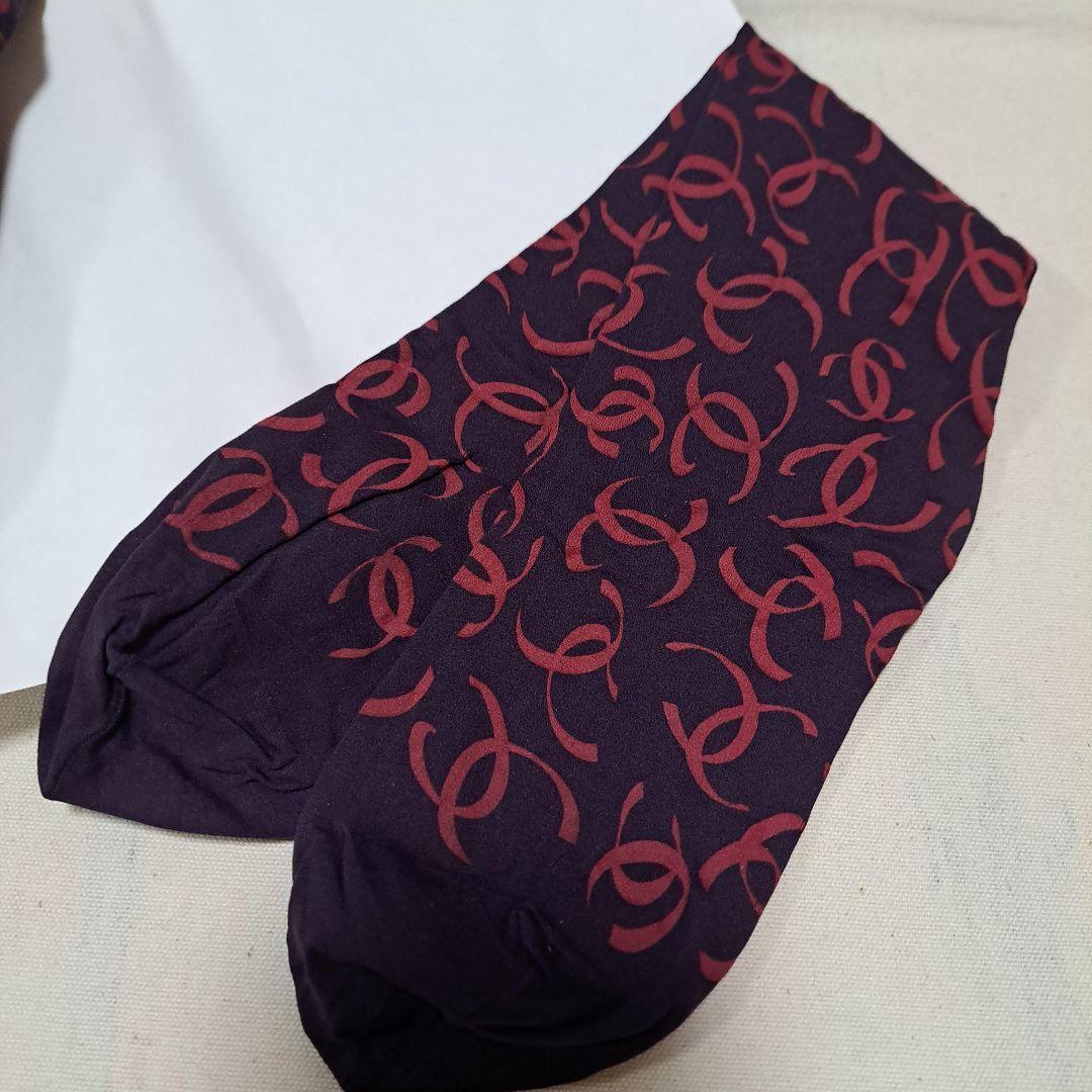 年末セール✩CHANEL ロゴタイツ 黒紫と赤