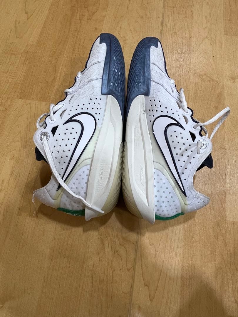 NIKE AIR ZOOM G.T. CUT 3 27.5㎝