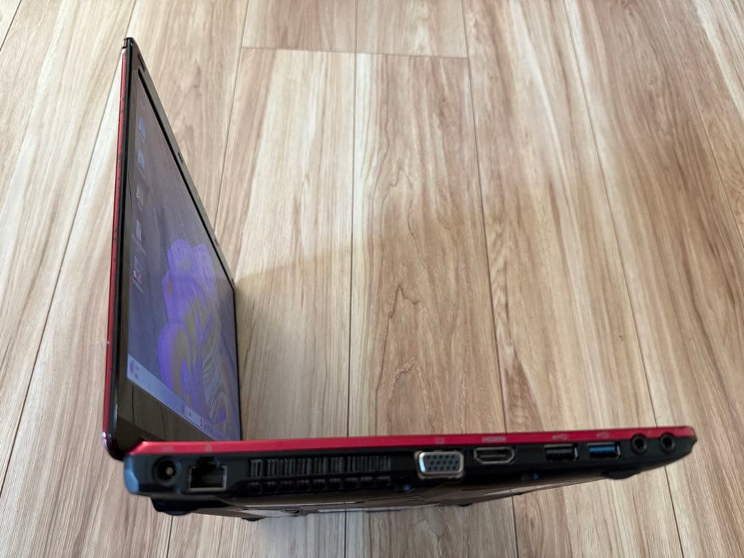 Fujitsu 赤ノートPC 8GBメモリ SSD240GB オフィス2021付