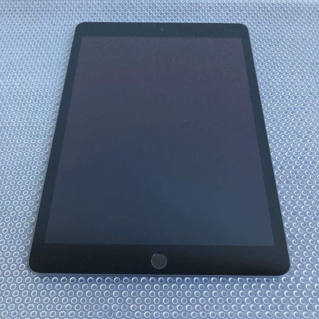 3786【早い者勝ち】電池最良好☆iPad8 第8世代 32GB SIMフリー☆