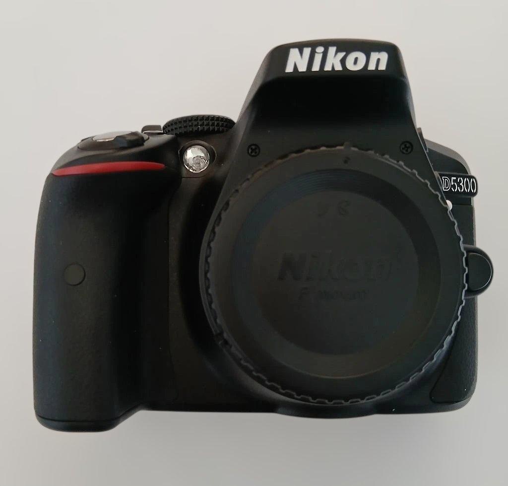 デジタルカメラ Nikon D5300