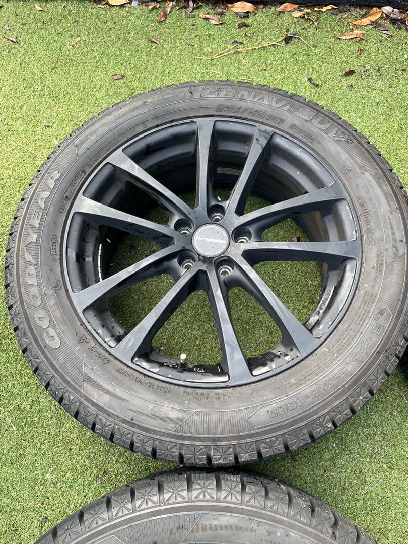 235/55R18スタッドレスタイヤ送料込み！