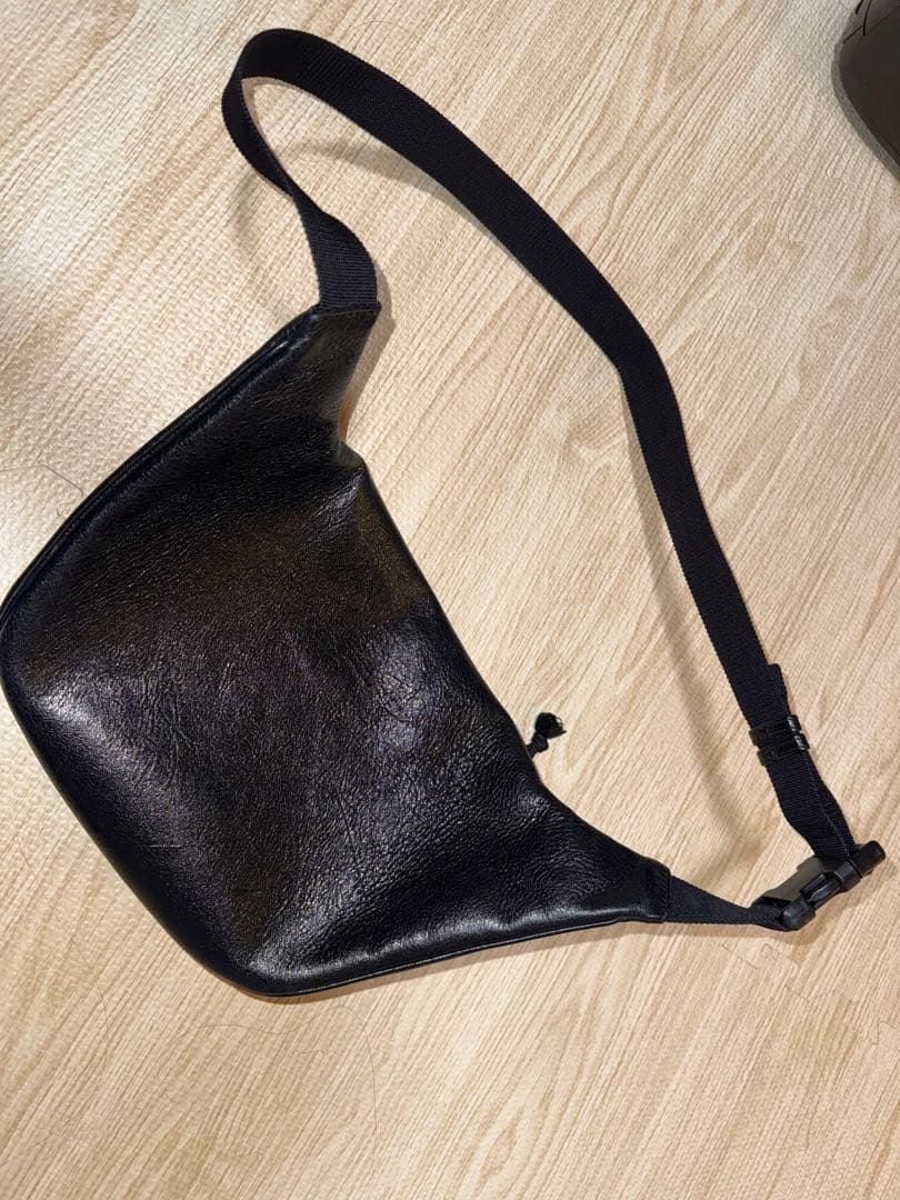 BALENCIAGA バレンシアガ ボディバッグ