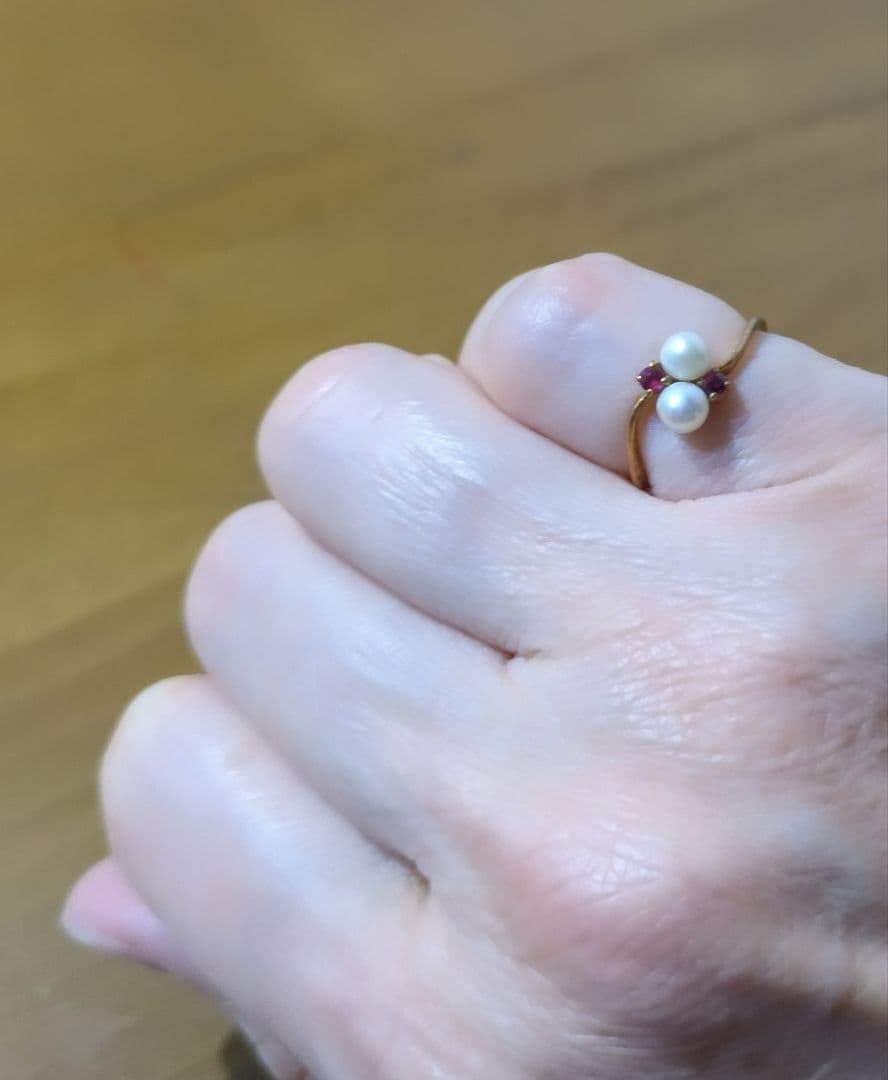 【刻印あり】18K指輪　8号　ミキモト　ベビーパール　ルビーリング