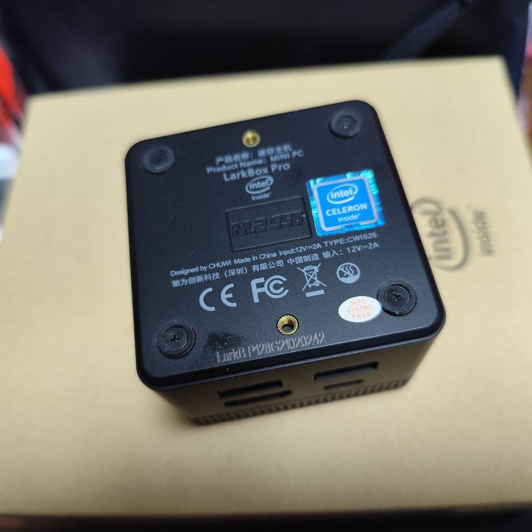 【値引き中】CHUWI 超軽量ミニPC ブラック