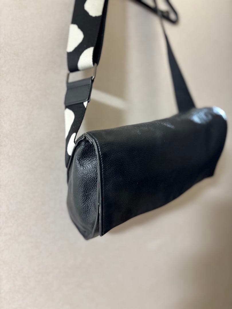 ear PAPILLONNER 柄ワイドテープショルダーバッグ/ボディバッグ