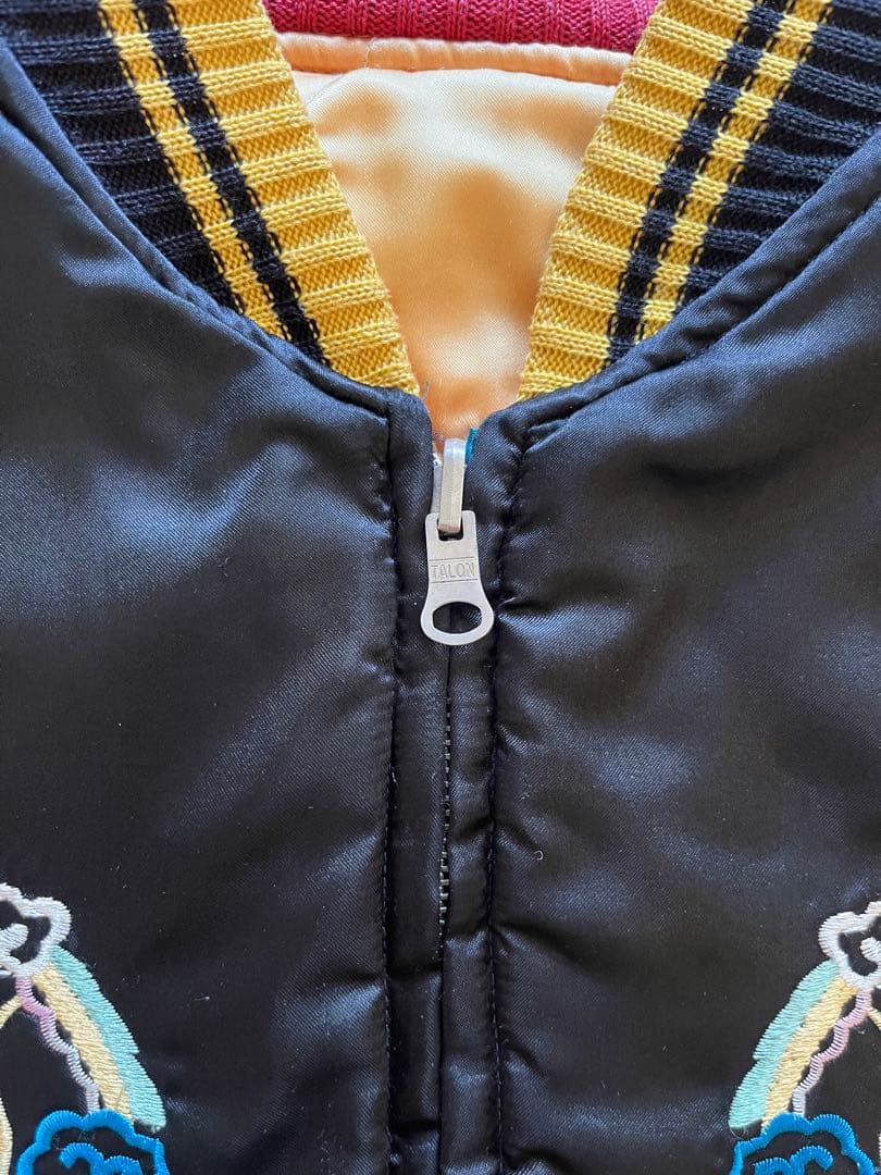 東洋エンタープライズ　シュガーケーン　日本地図刺繍 スカジャン 黒/金