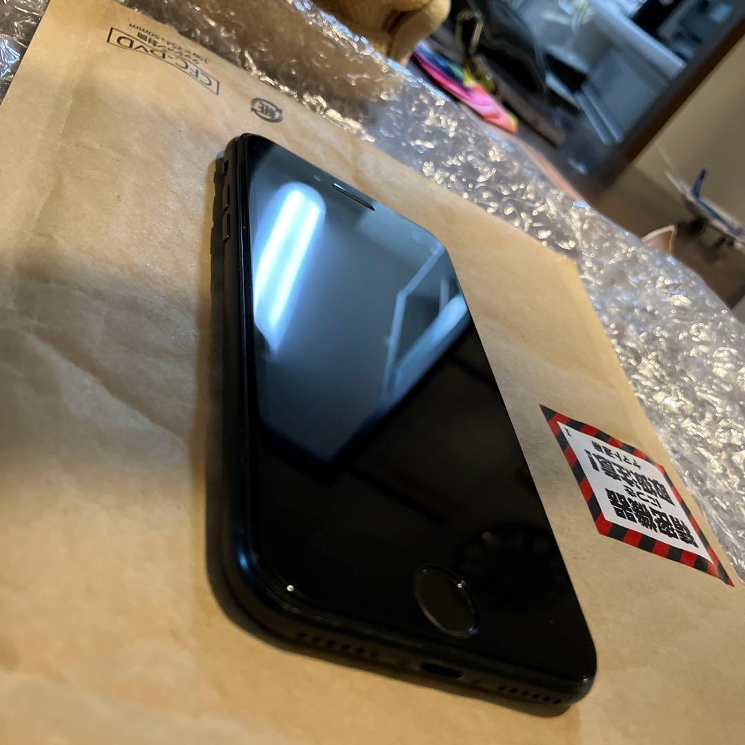 iPhone SE 第3世代　128GB 本体