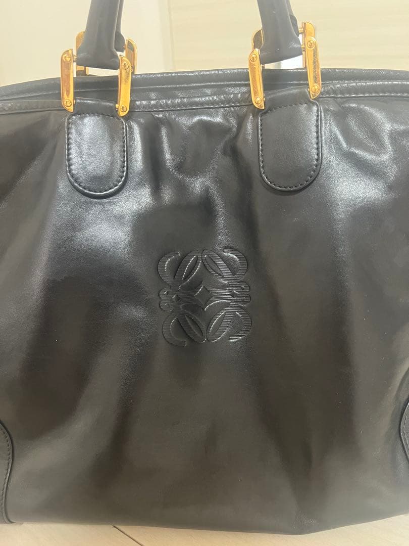 黒レザー ボストンバッグ ロエベ