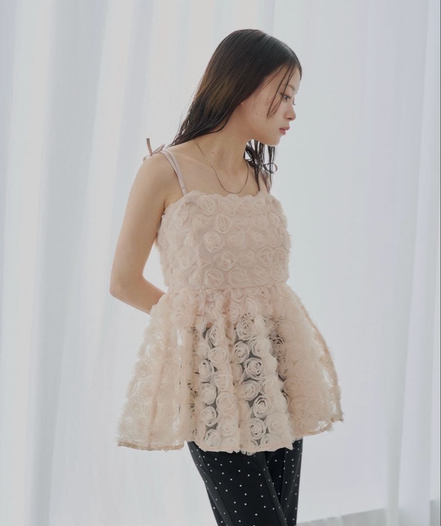 Chicoローズチュールペプラムブラウス