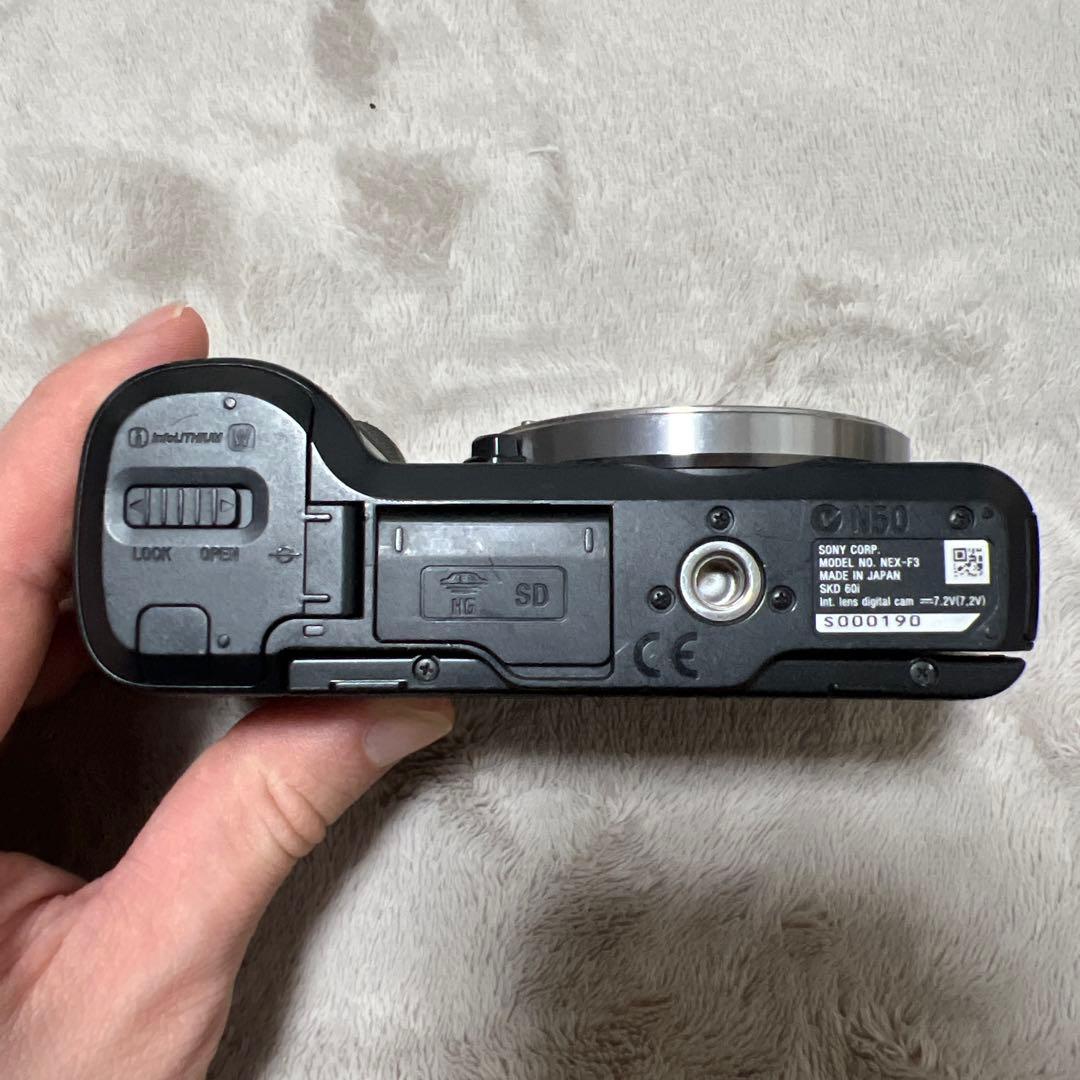 ☆美品☆ SONY α NEX-F3黒 レンズ　ジャンク品です