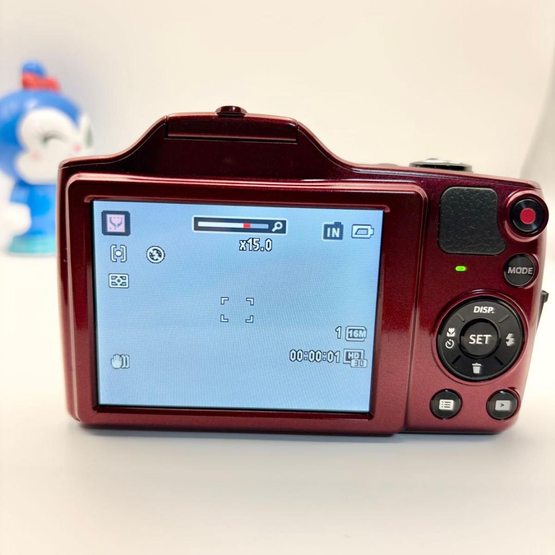 美品　Kodak コダック　PIXPRO fz152 レッド デジタルカメラ