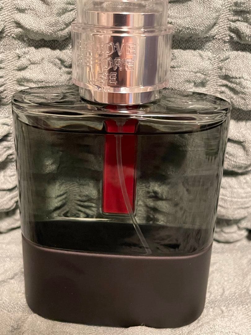 PRADA プラダ ルナロッサ カーボン EDT スプレー 100ml
