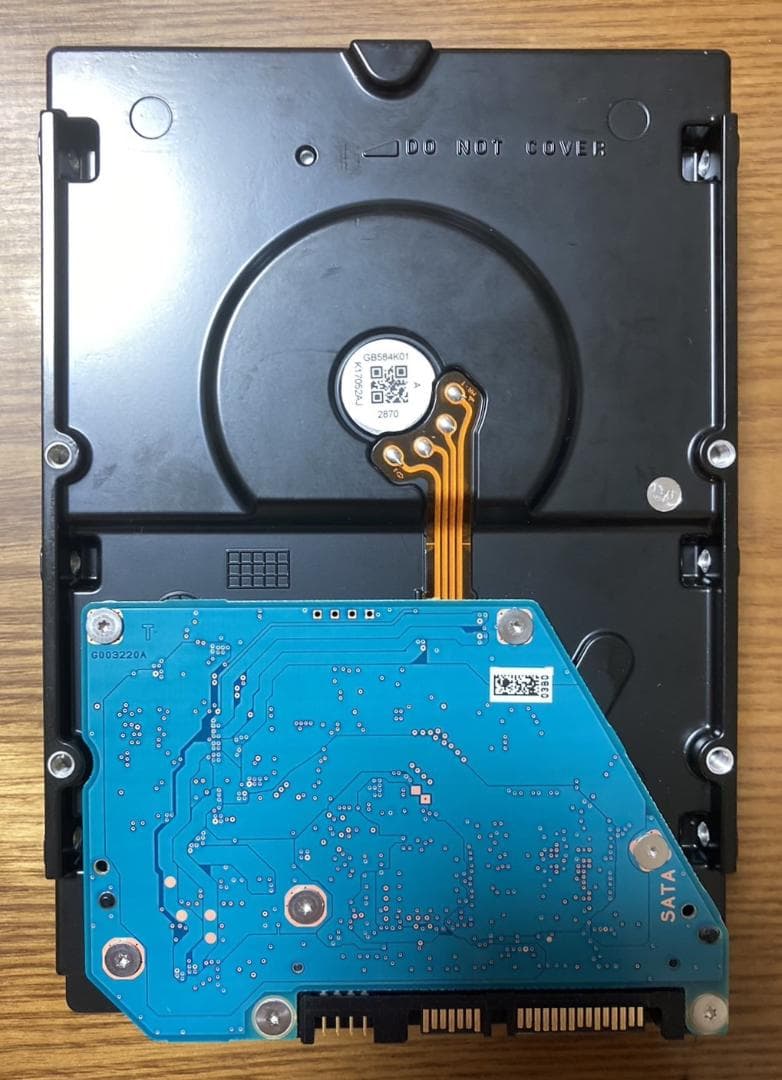 東芝 TOSHIBA MD03ACA300V（3.5インチ HDD 3TB）