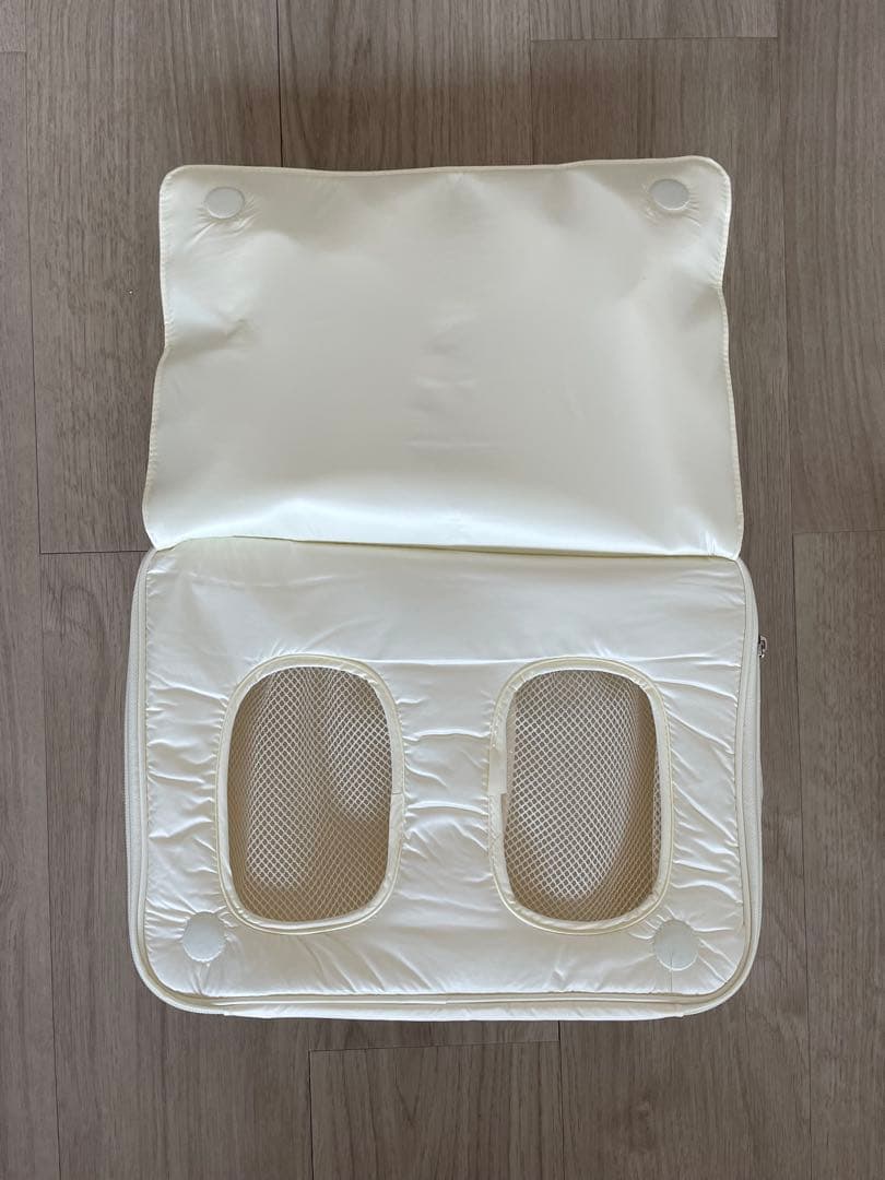 【新品・未使用】Calin カラン マザーズバッグ ホワイト ストラップ付き