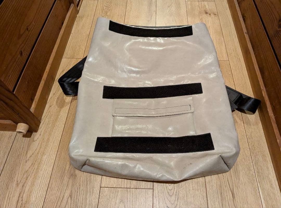 FREITAG グレー メッセンジャーバッグ