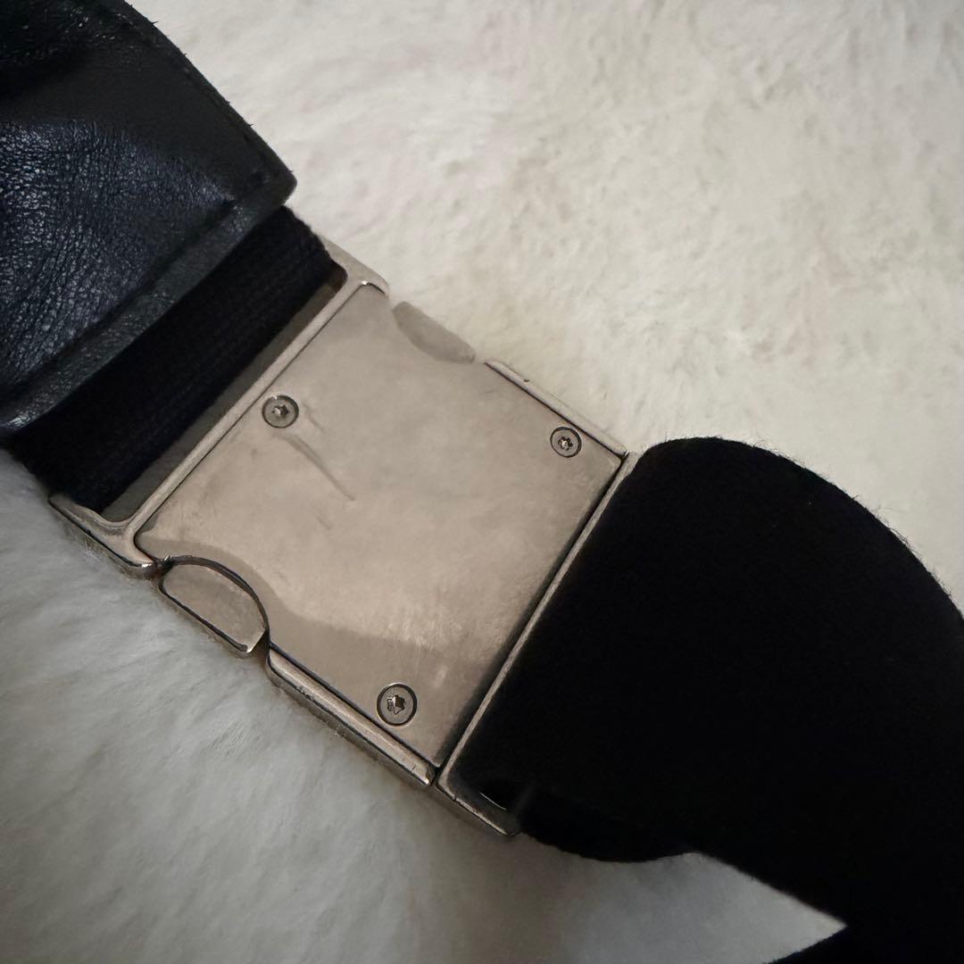 サンローラン　ボディバッグ　ウエストポーチ　レザー　黒