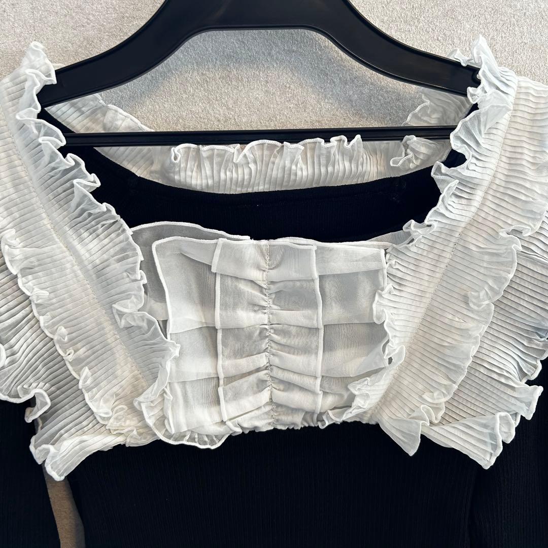 スナイデル　プリーツドッキングプルオーバー　黒