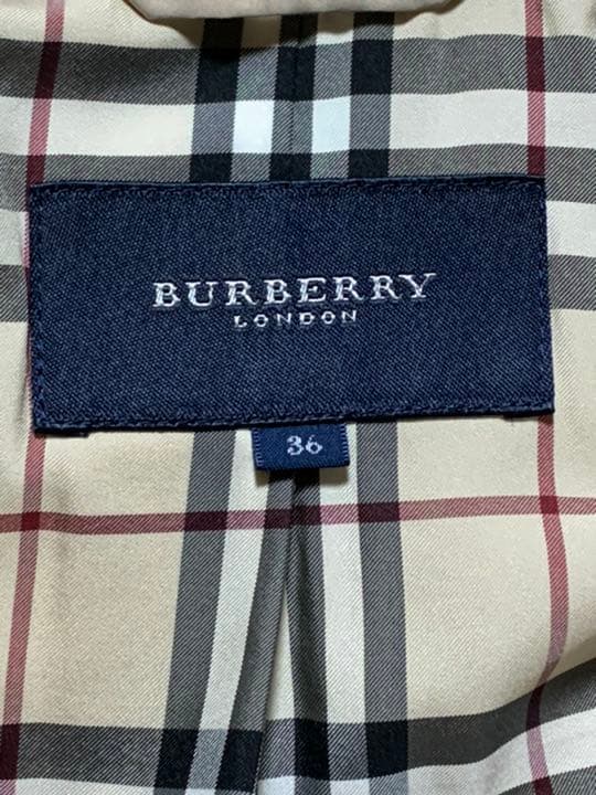 Burberry バーバリーダウンジャケット