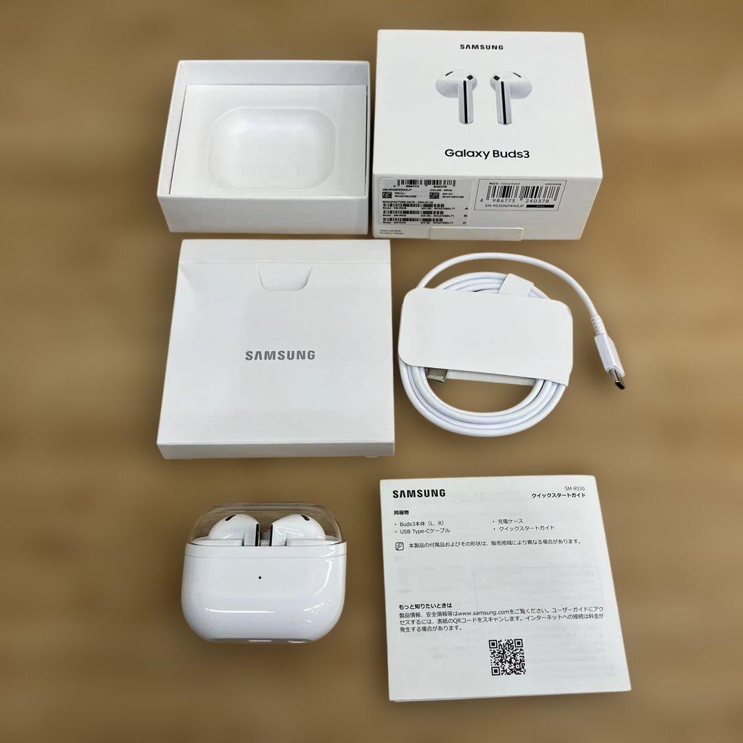 美品 Samsung Galaxy Buds3 ワイヤレスイヤホン ホワイト