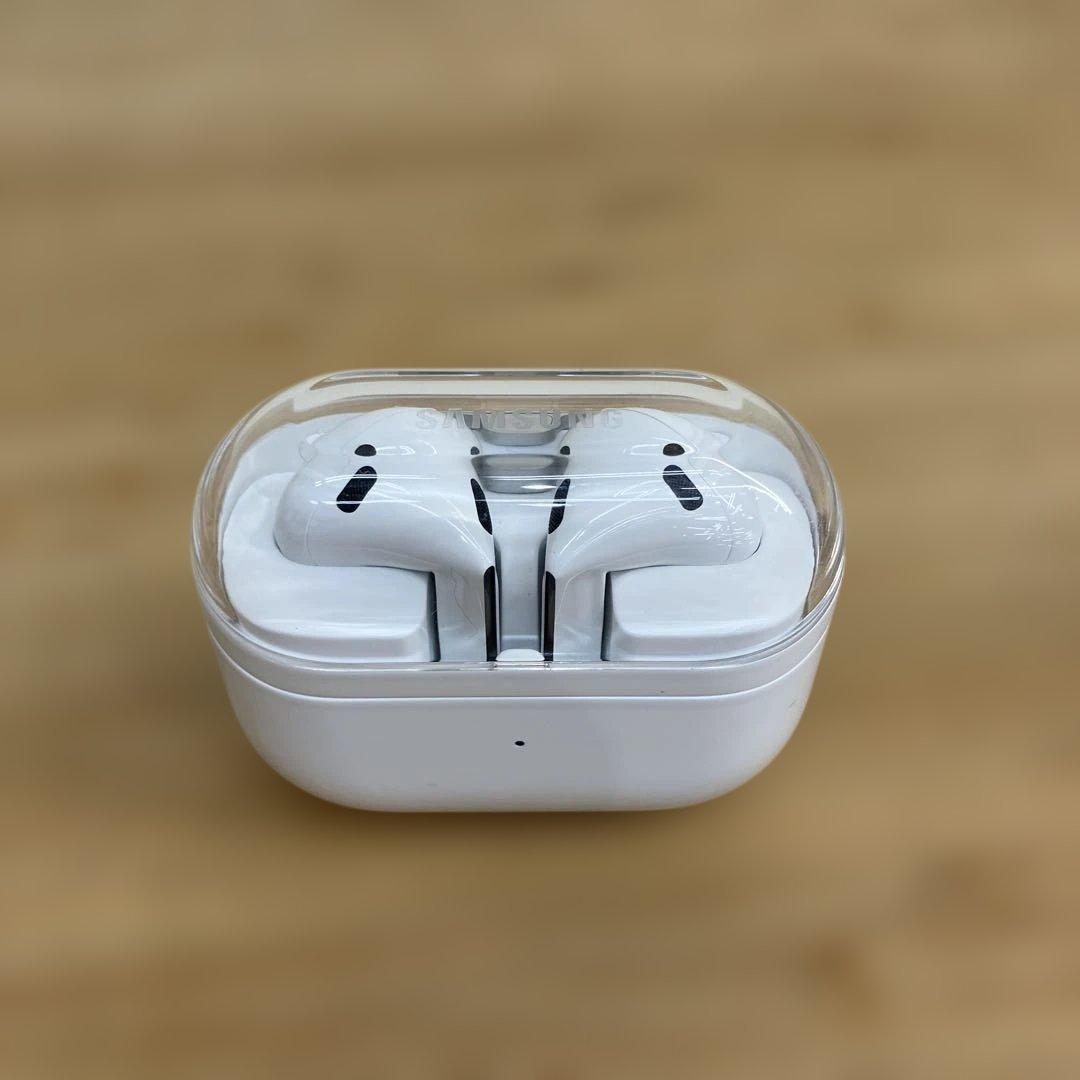 美品 Samsung Galaxy Buds3 ワイヤレスイヤホン ホワイト