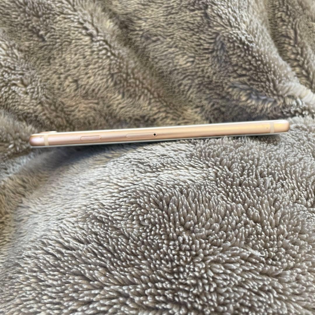 iPhone8 64G ゴールド SIMフリー 訳あり