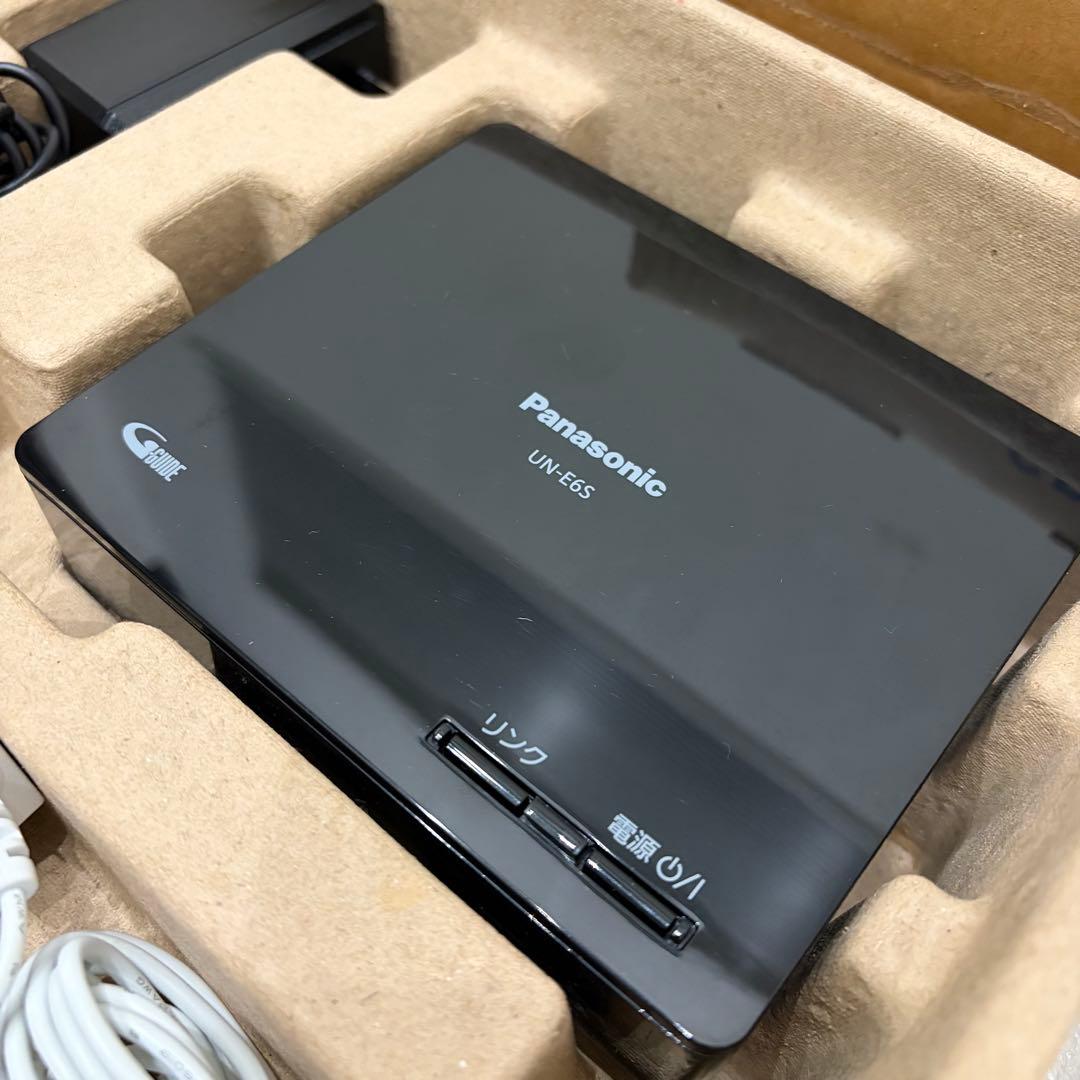 Panasonic UN-10E6-W 10インチポータブルテレビ VIERA