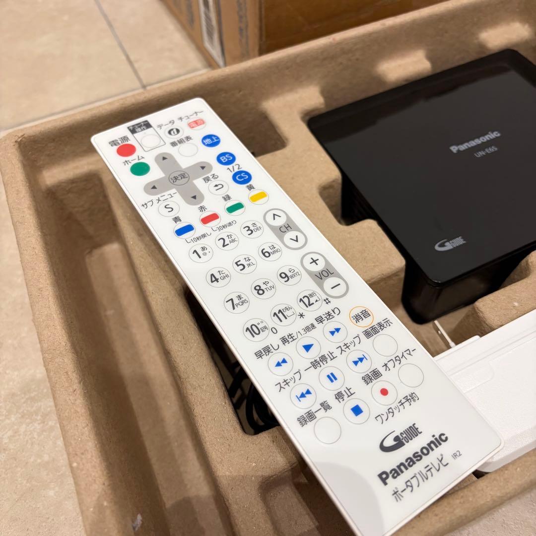 Panasonic UN-10E6-W 10インチポータブルテレビ VIERA