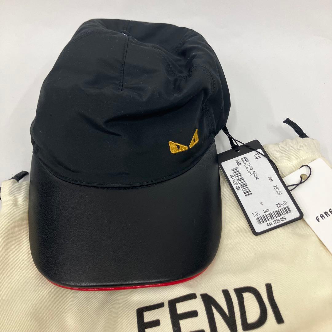 あ*☆様 極美品 FENDI ブラック ベースボールキャップ