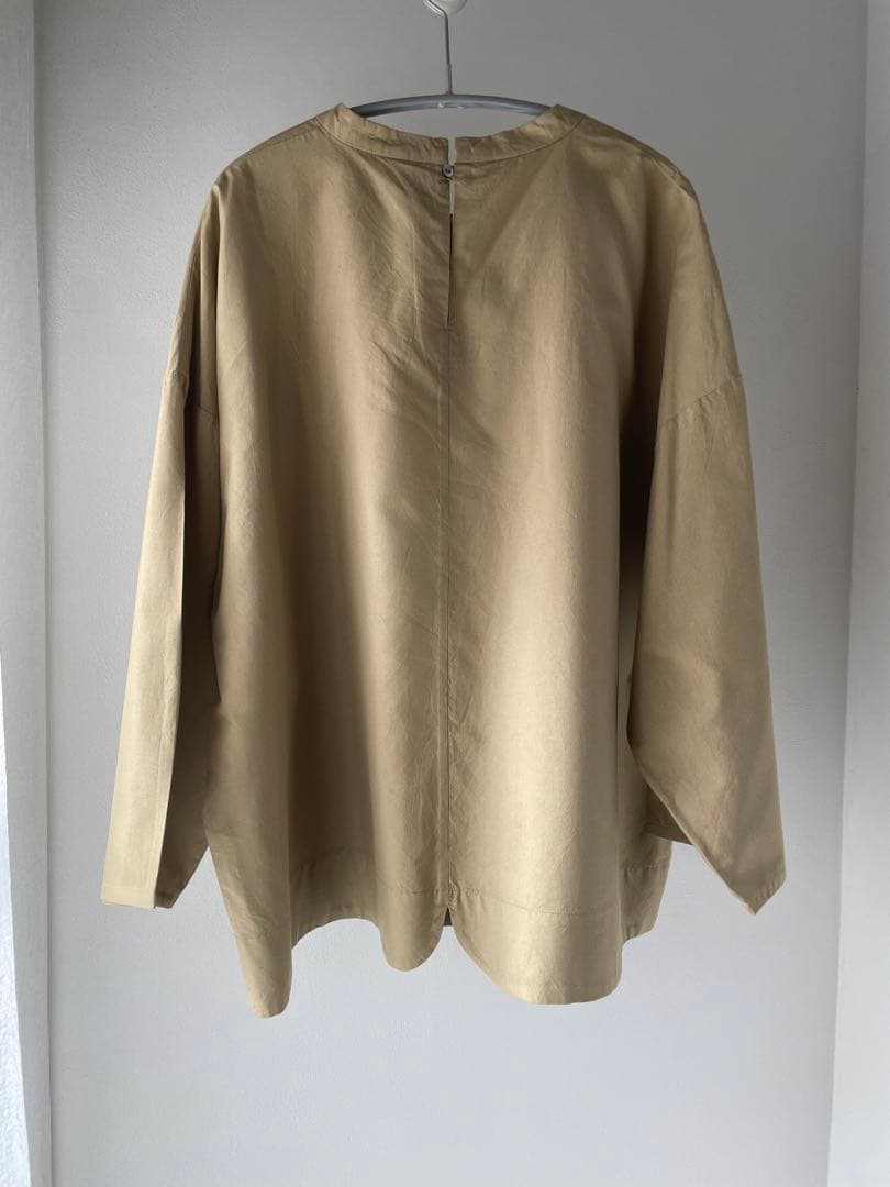 arts＆scienceのシルクブラウス