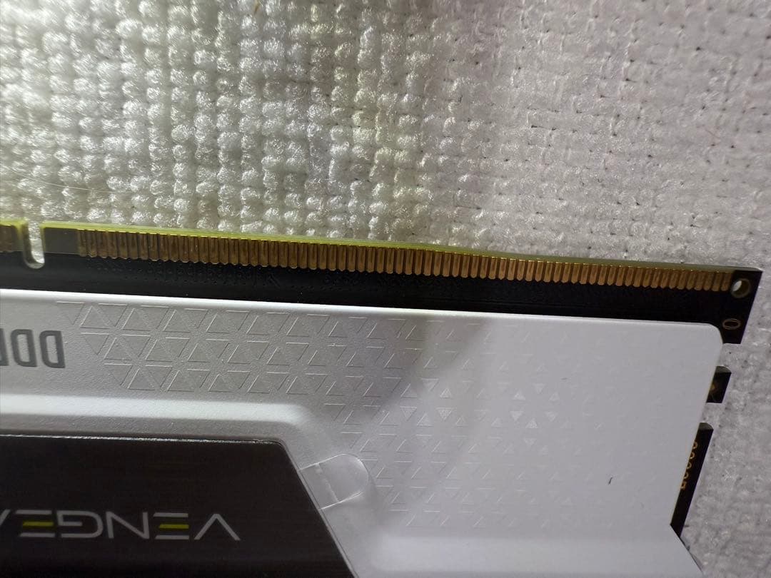 Vengeance DDR5 メモリ 16GB×2 32GB RGB