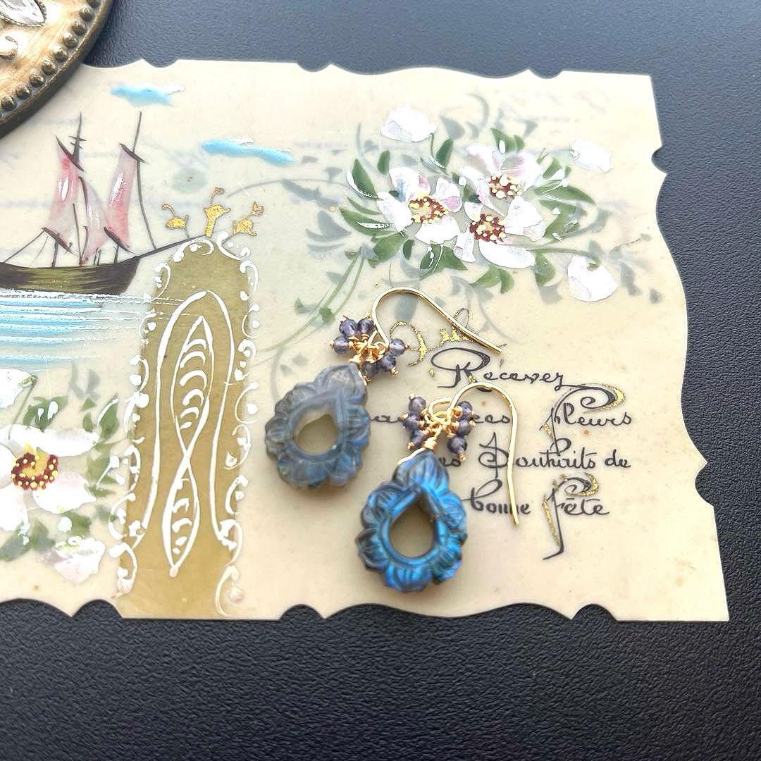 Kaya様✴︎ラブラドライトカービング&グリアメスターコーンケーブ＊チャーム