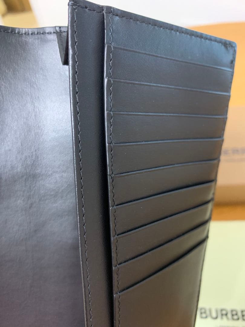 未使用　バーバリー財布